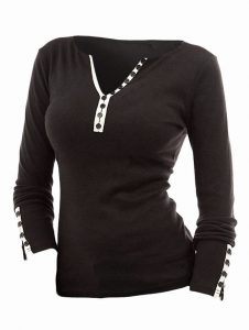 V Neck Plus Size Button Embellished T-shirt - Black